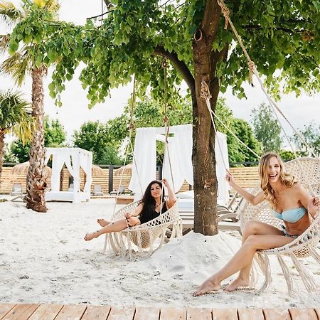Blue Diamond Hotel Active Spa Trzebownisko Dış mekan fotoğraf