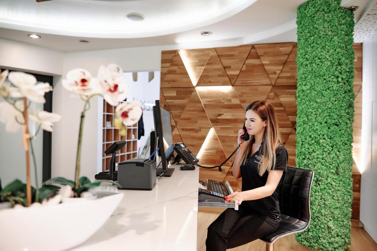 Blue Diamond Hotel Active Spa Trzebownisko Dış mekan fotoğraf