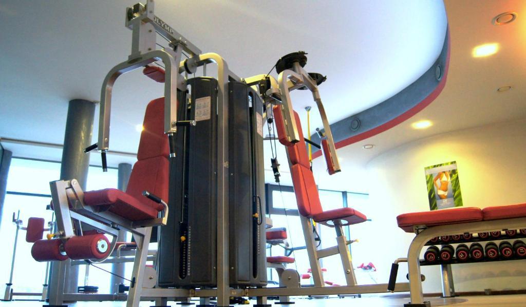 Blue Diamond Hotel Active Spa Trzebownisko Dış mekan fotoğraf