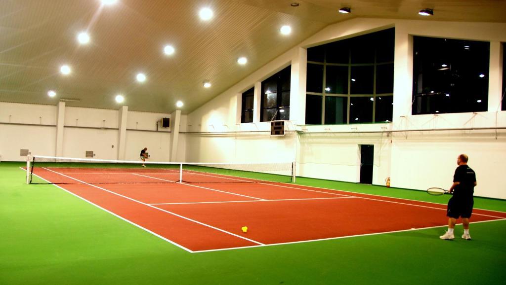Blue Diamond Hotel Active Spa Trzebownisko Dış mekan fotoğraf